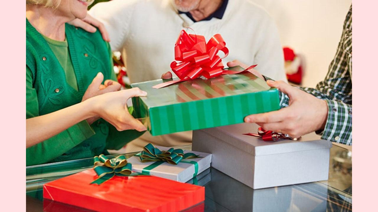 Unveiling the Tradition of Gift-Giving in Australia