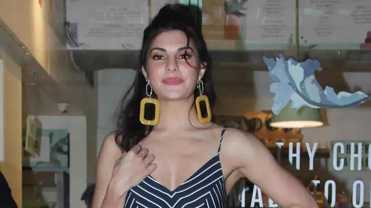On the work front, Jacqueline, who was last seen on screen in Rohit Shetty`s `Cirkus`, will next be seen in `Fateh`, starring Sonu Sood. FIle/Pic