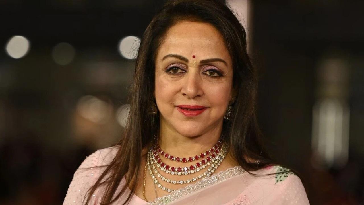 Hema Malini has been representing Mathura in Lok Sabha since 2014. She is a member of BJP and will be contesting the elections this year as well
