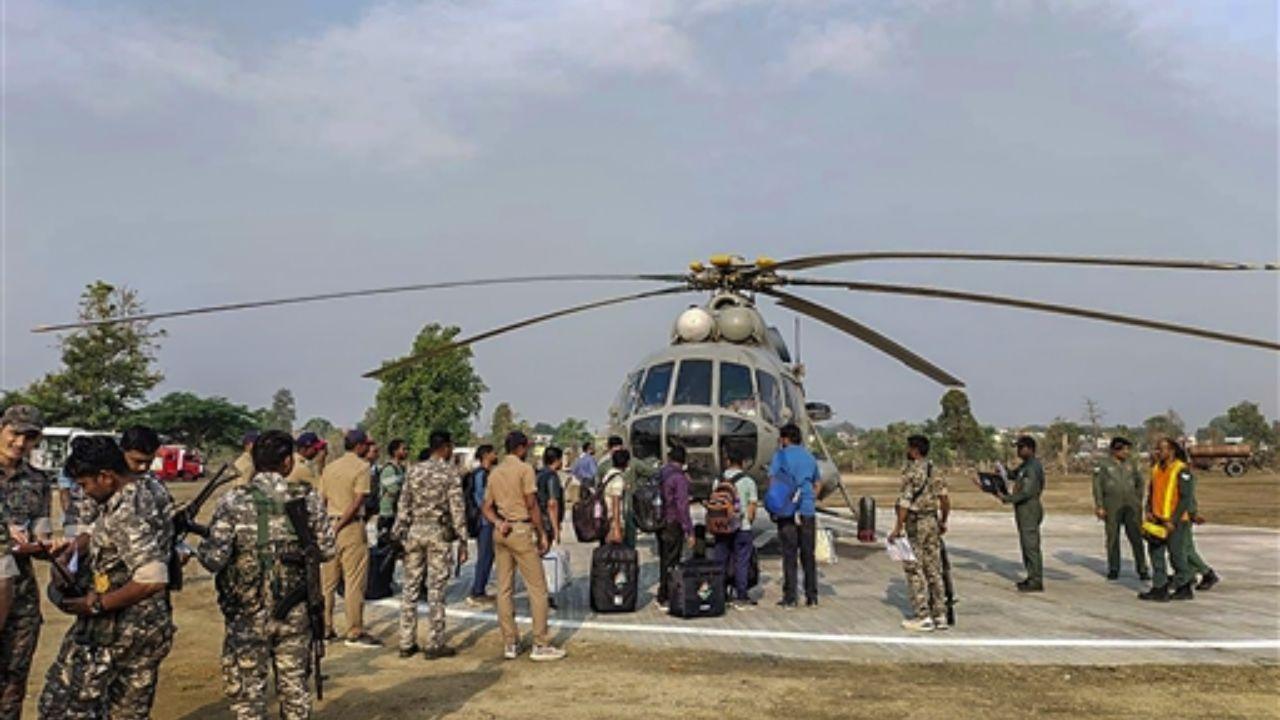 Poll staffers move to sensitive areas in Gadchiroli by helicopters