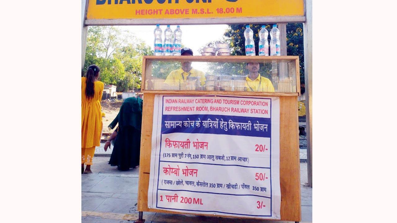 Mumbai: A Rs 20 meal anyone? WR promises you that!