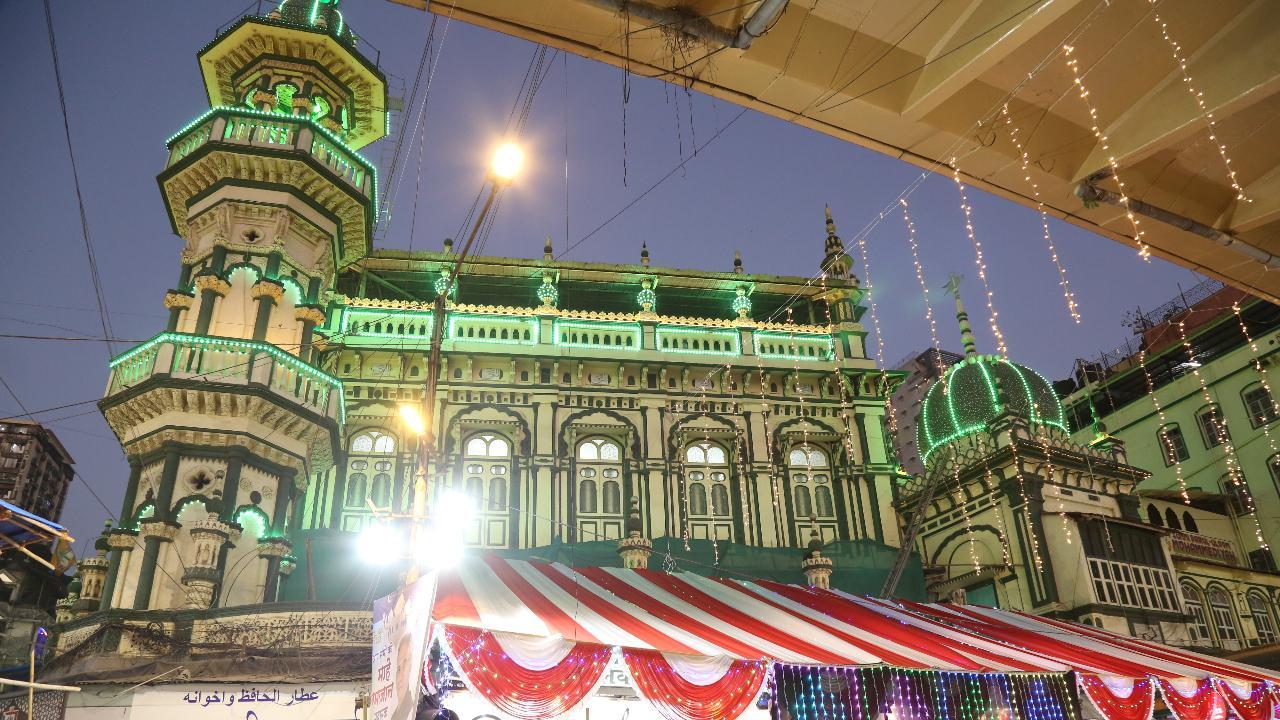 IN PHOTOS: Five lesser known facts about Mumbai's Minara Masjid