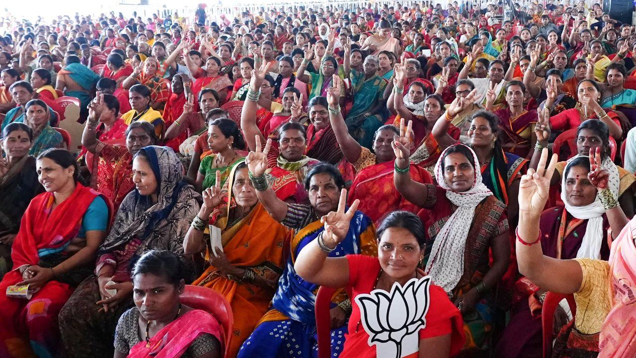 Modi appealed to voters not to waste their votes on Congress, which he claims is unable to field enough candidates to form a government, urging them to strengthen the government by voting for the BJP.