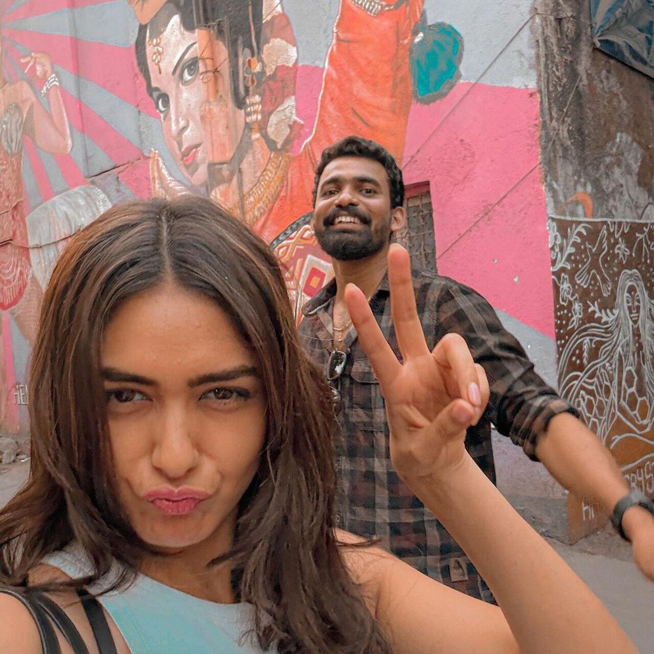 Mrunal also took some goofy selfies with her friend and posed in front of a mural. 