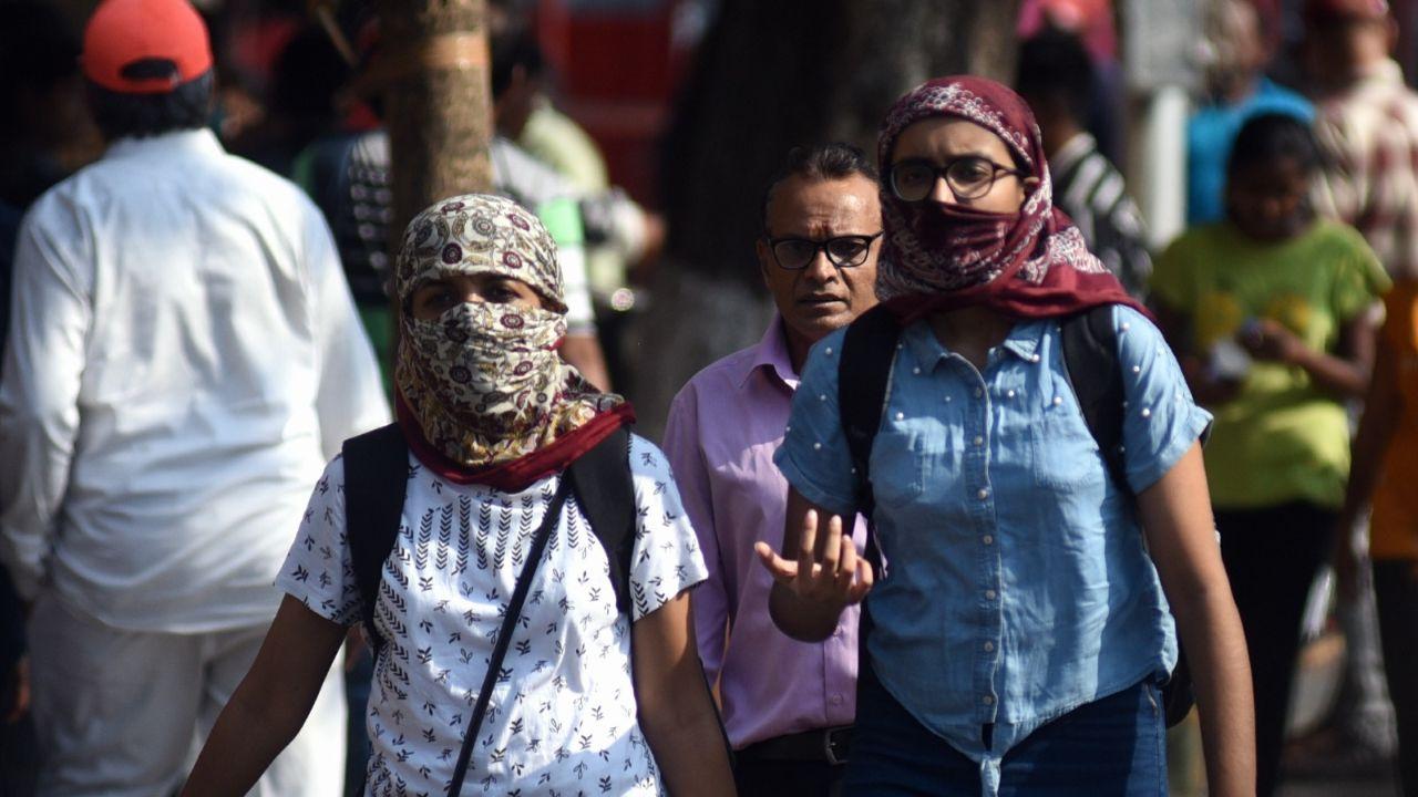 Several areas in Maharashtra, including Solapur, experienced temperatures exceeding 40 degrees Celsius, with Solapur recording the highest temperature at 43.7 degrees Celsius, marking a significant rise from the normal levels.