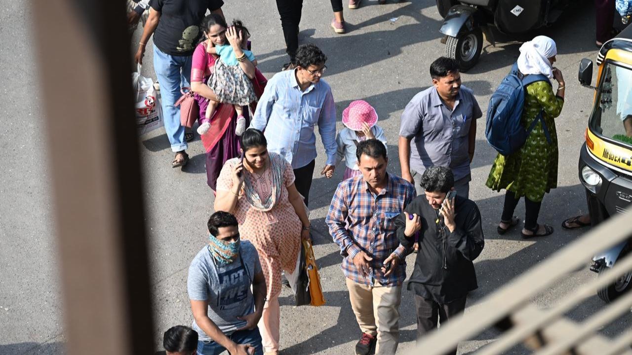 The temperature in several areas of Maharashtra had crossed 40 degrees Celsius on Sunday, with Solapur the hottest at 43.7 degrees Celsius, a rise of 2.3 degrees from the normal
