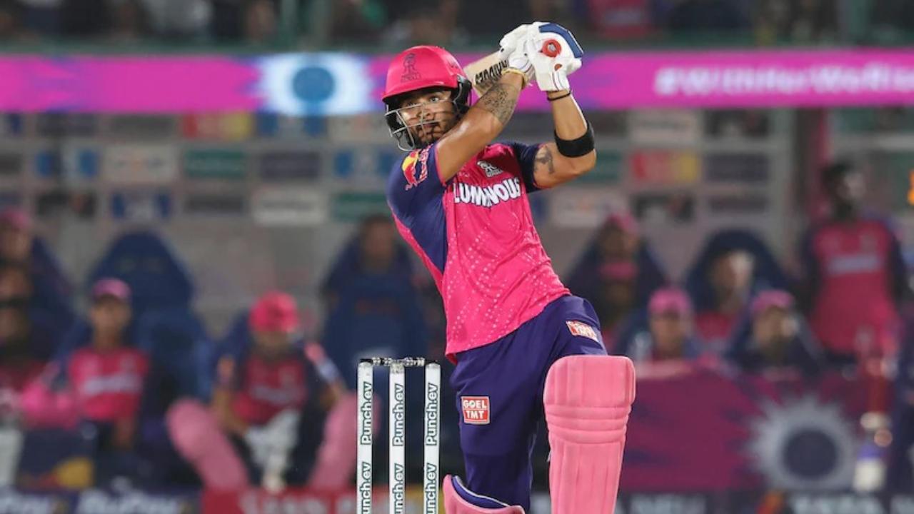 Against Delhi Capitals, the rising star smashed unbeaten 84 runs in just 45 balls including 7 fours and 6 sixes. That day, Rajasthan's batsman played with a strike rate of 186.67