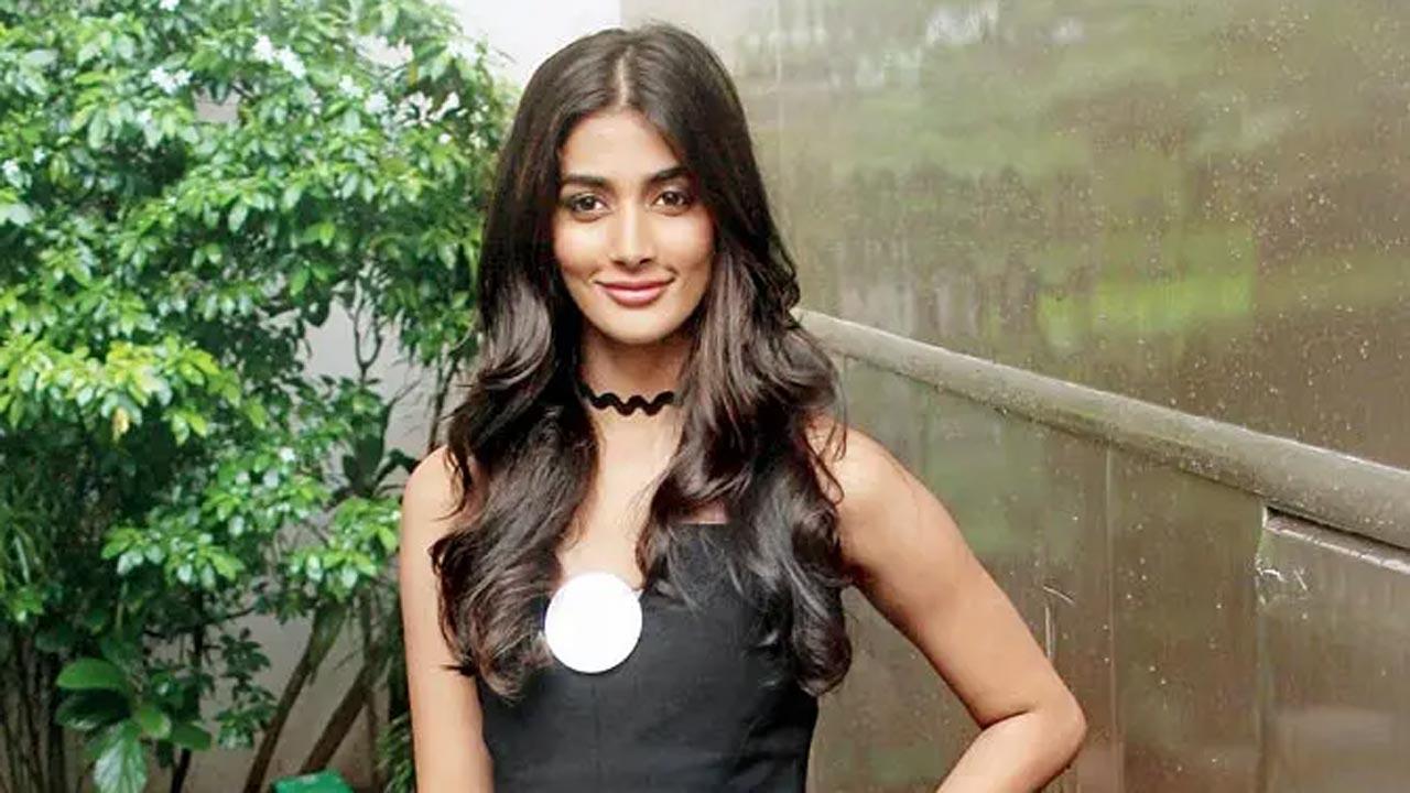Pooja Hegde becomes 'Jawan' director Atlee's neighbour in as she moves into new home