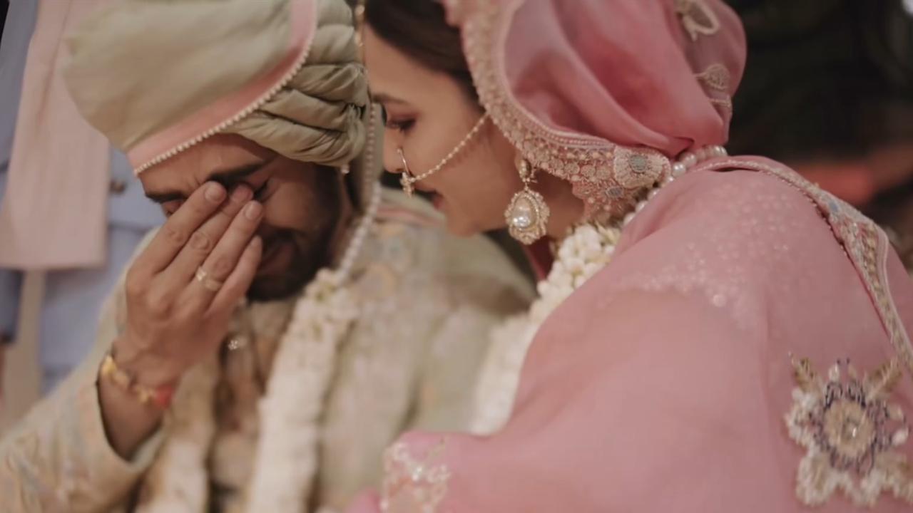 Pulkit Samrat breaks down on his wedding day as Kriti Kharbanda holds him close