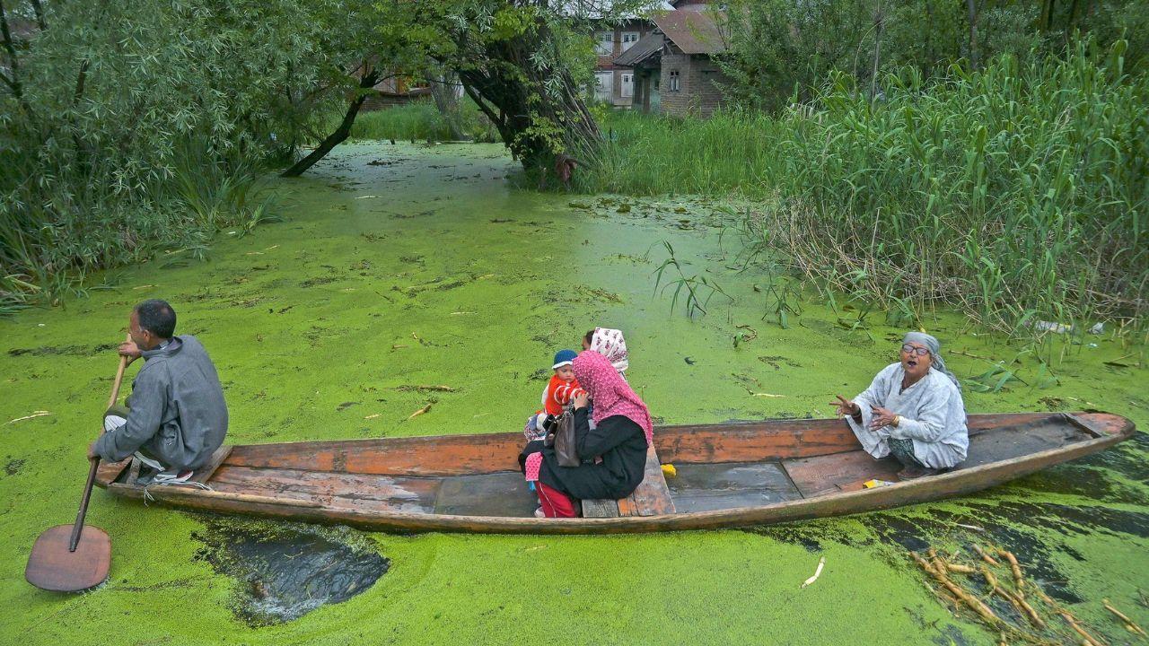 IN PHOTOS: Water levels rise in Kashmir after heavy rains 