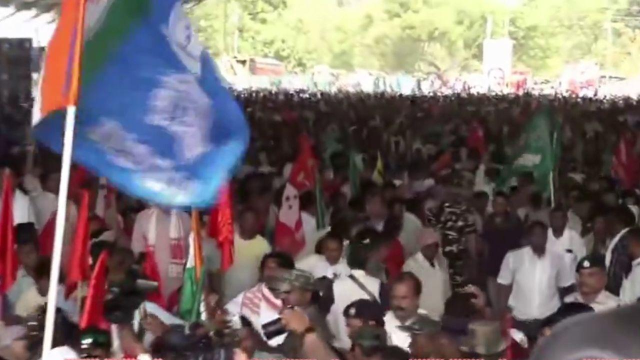 The rally is particularly significant in Jharkhand, known for its historical 'Ulgulan' movement led by Bhagwan Birsa Munda, and aims to assert the importance of preserving democratic principles in the face of ideological differences.
