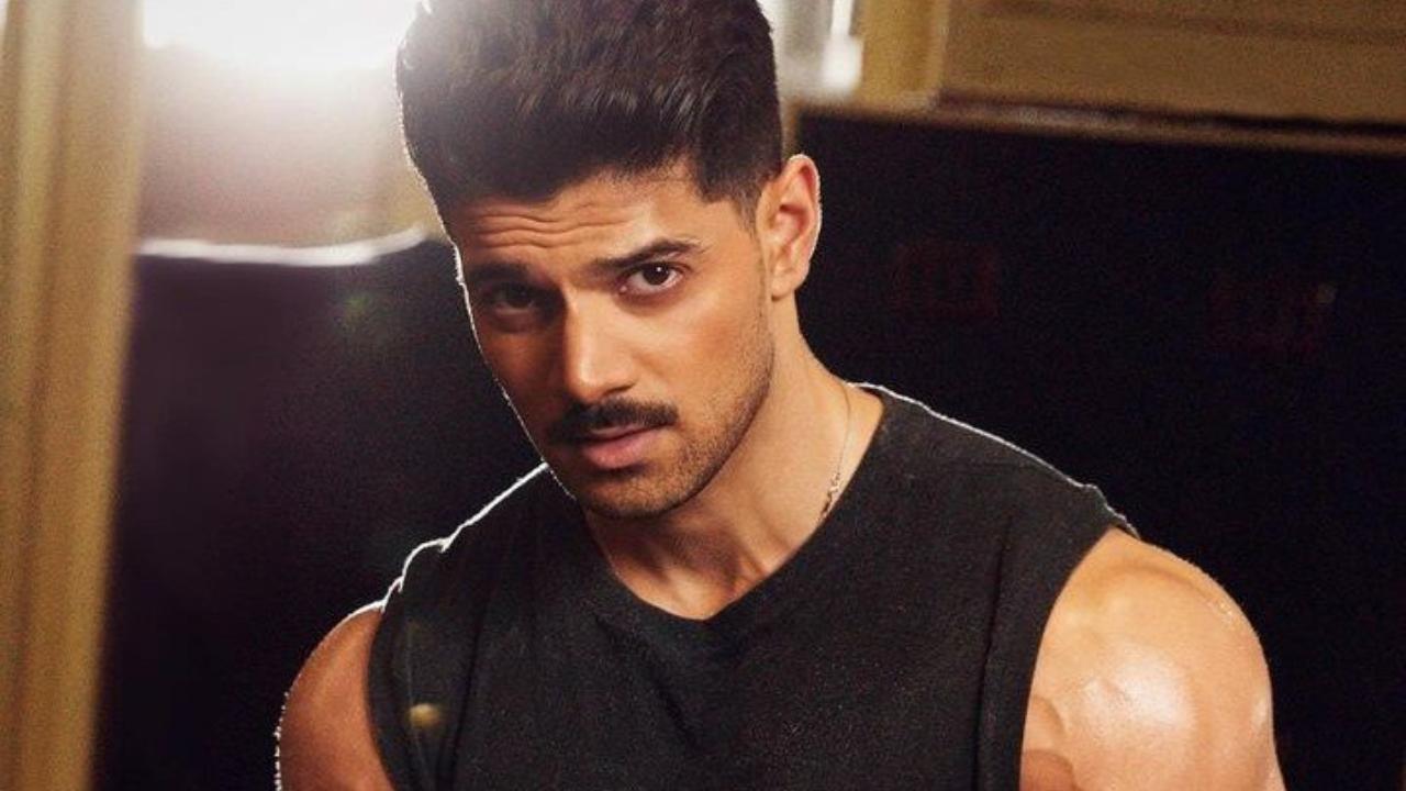 Sooraj Pancholi to make a comeback with film on Indian warrior