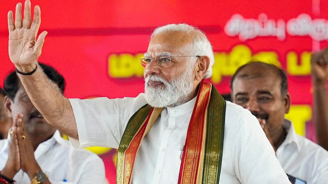 The PM in his rally in Tirunelveli, made a Tamil-centric pitch, reiterating setting up Thiruvalluvar centres and labeled Congress and the DMK as 