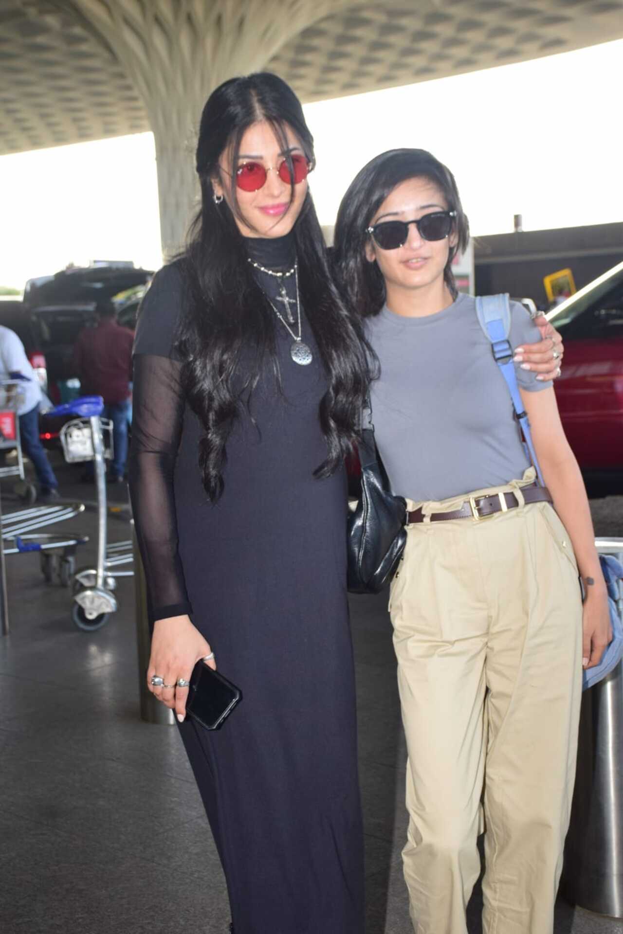 Sisters Shruti and Akshara Haasan were papped together at the Mumbai airport