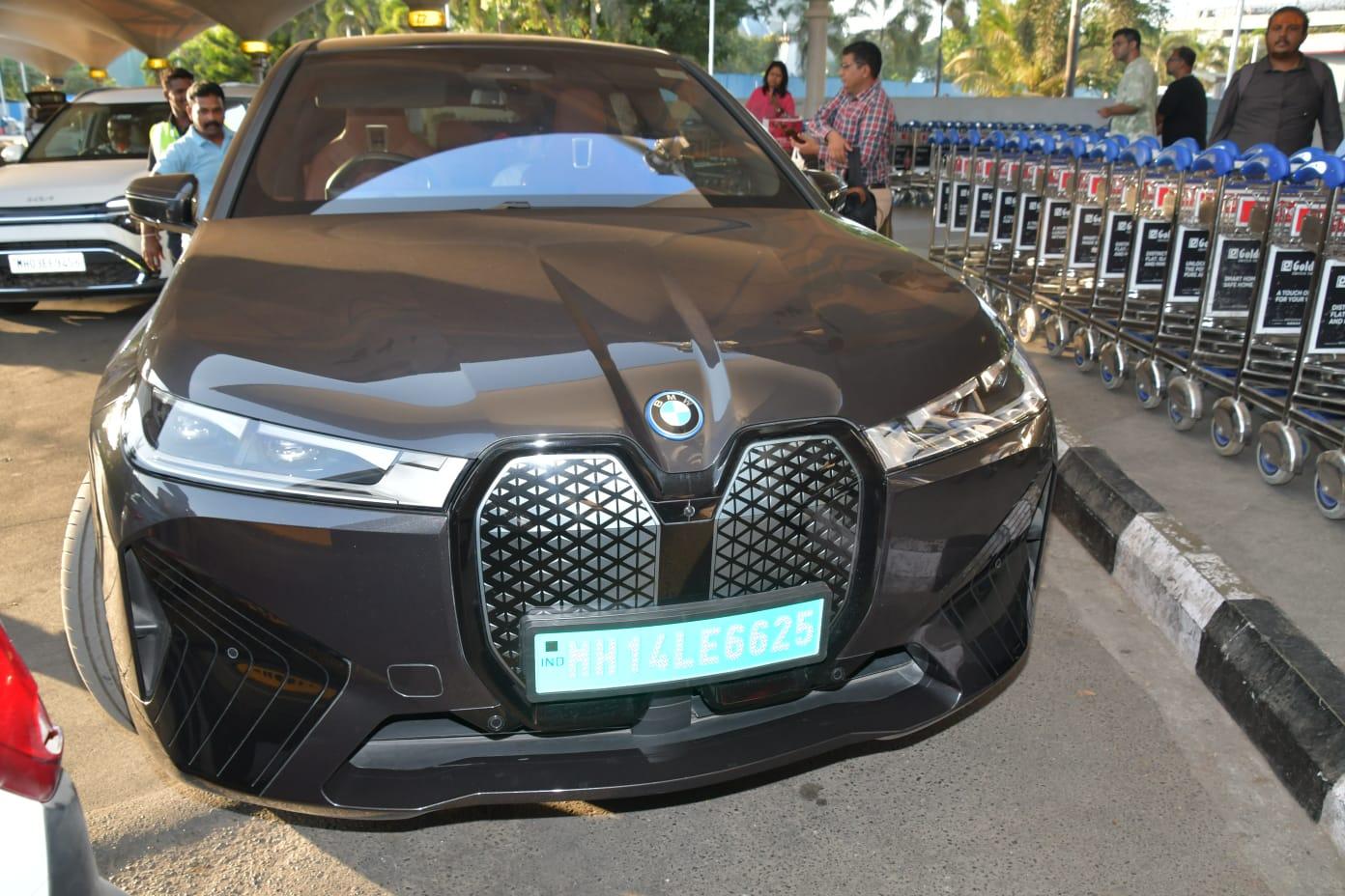 Ibrahim Ali Khan and Amrita arrived at the Mumbai airport in their swanky new BMW car