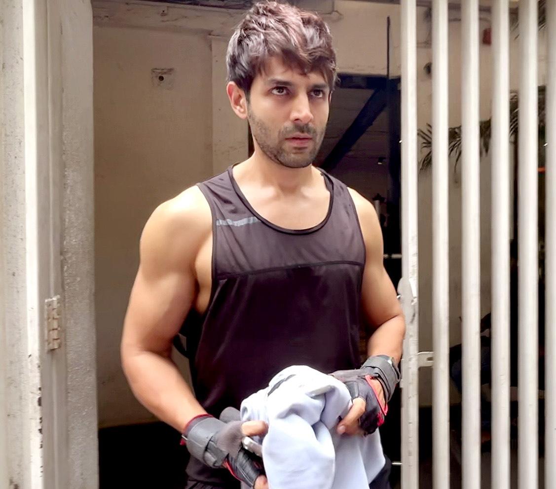 Kartik Aaryan was spotted outside his gym in Juhu today