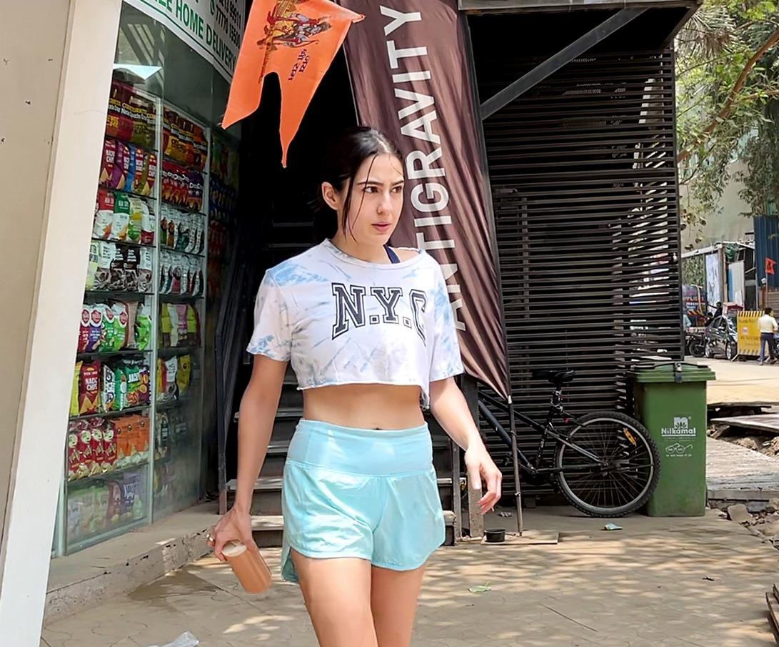 Sara Ali Khan was spotted running some errands in Mumbai