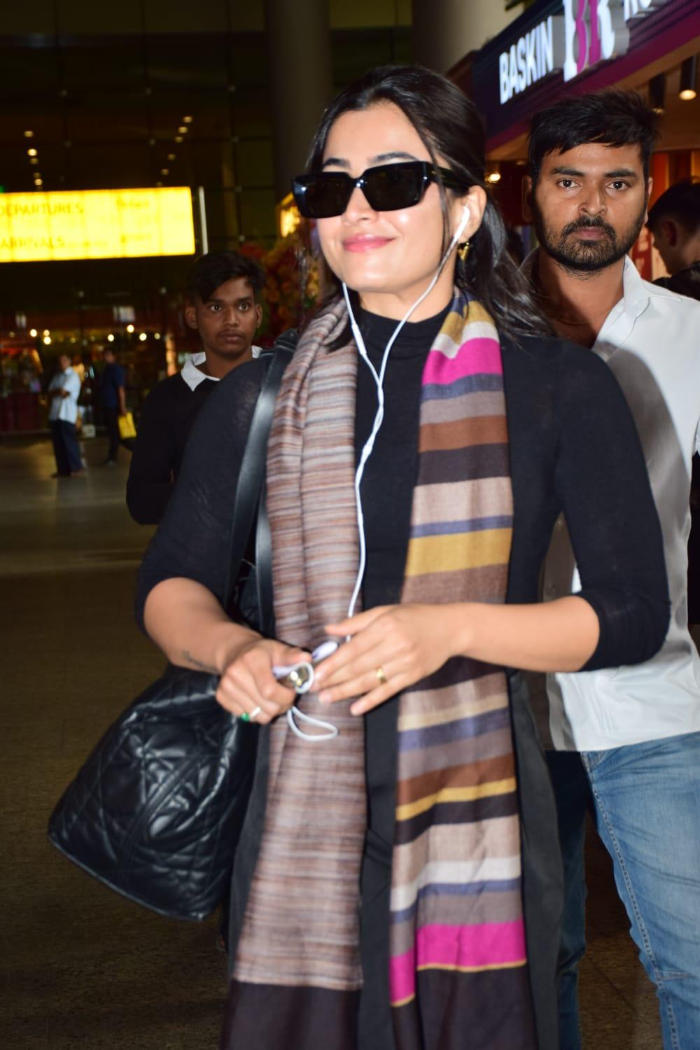 Rashmika Mandanna arrived at the Mumbai airport looking gorgeous