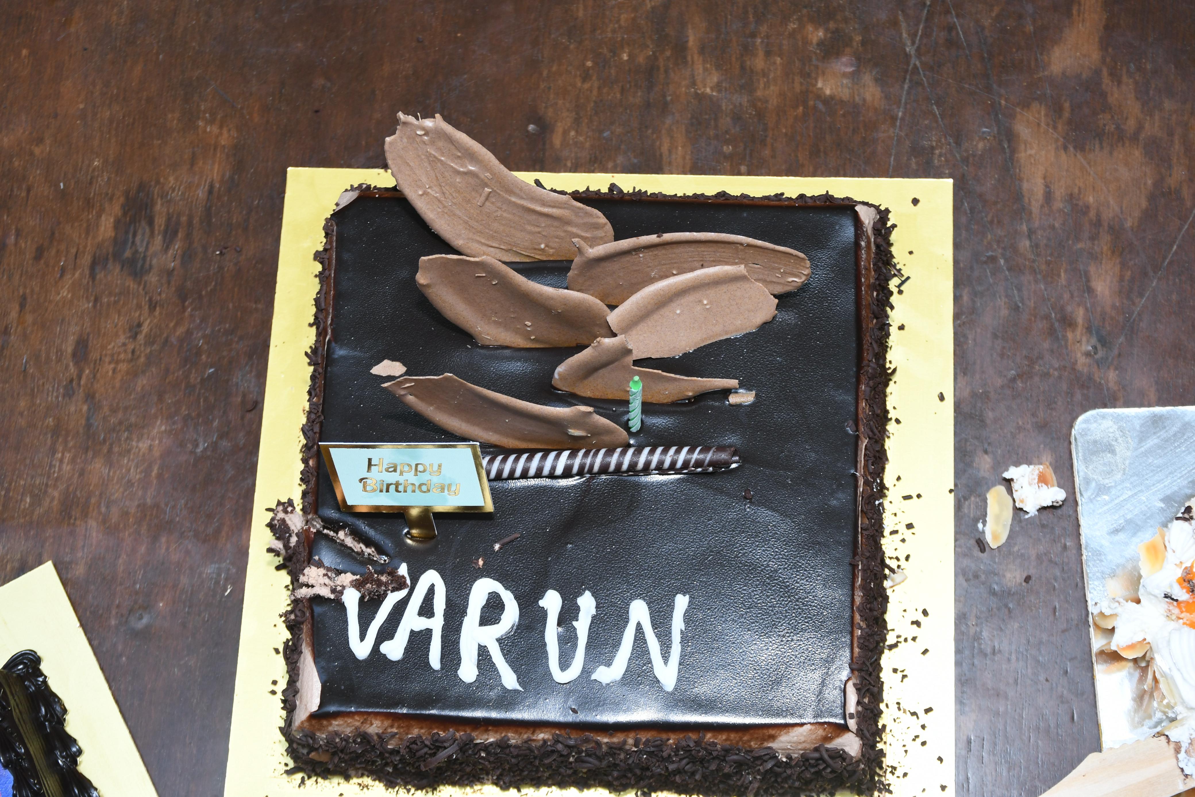 The Mumbai paparazzi got Varun Dhawan this delicious looking cake on account of the actor's birthday