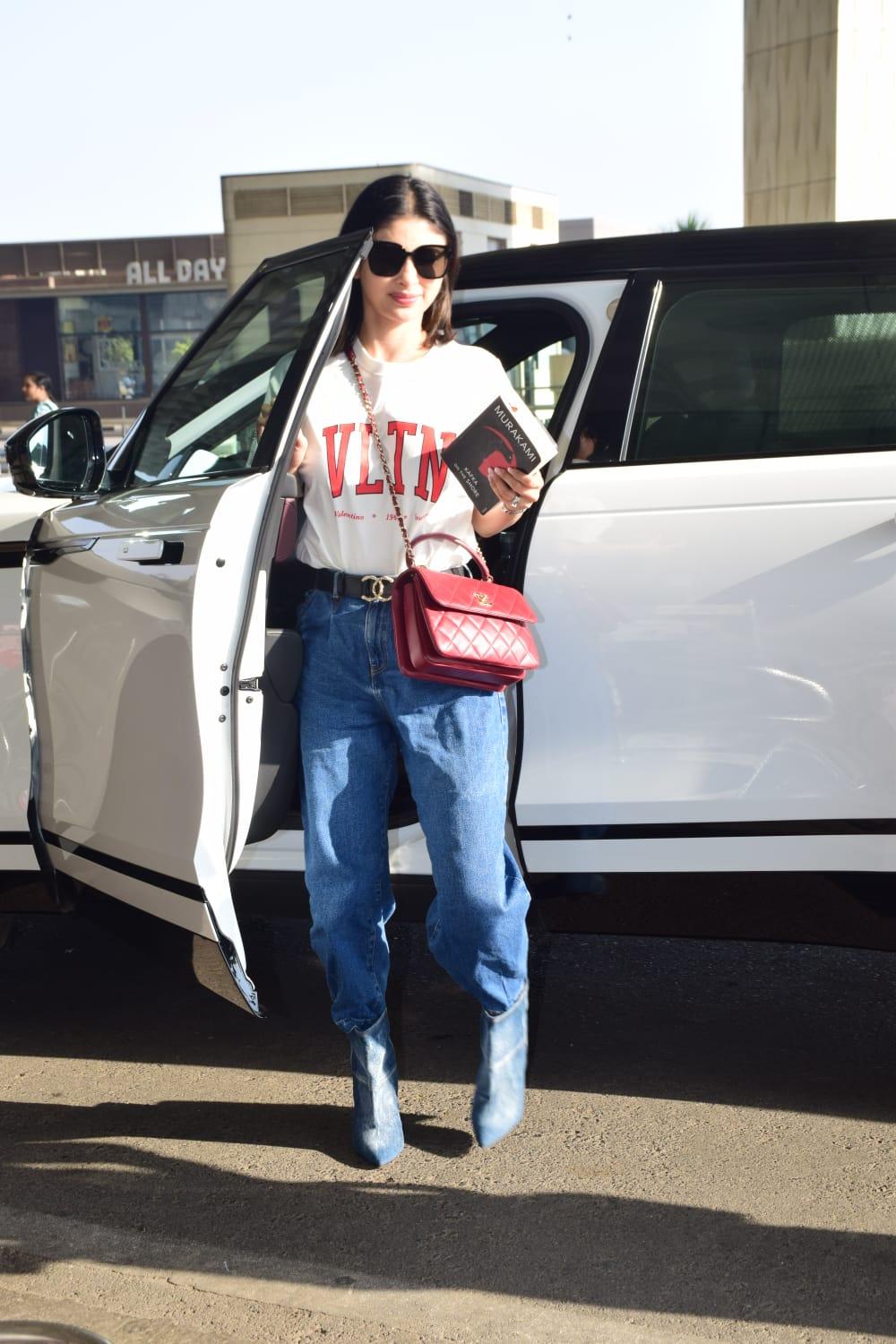 Mouni Roy arrived at the Mumbai airport in an ultra-chic casual outfit today