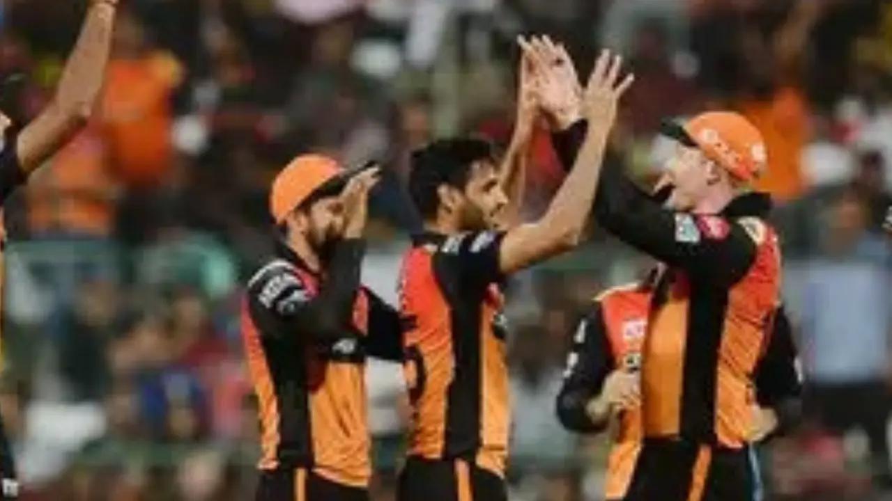 After facing two defeats in three games, Sunrisers Hyderabad will look to secure these crucial two points against Chennai Super Kings. The Orange Army is currently placed at the seventh position with two points and a net run rate of +0.204
