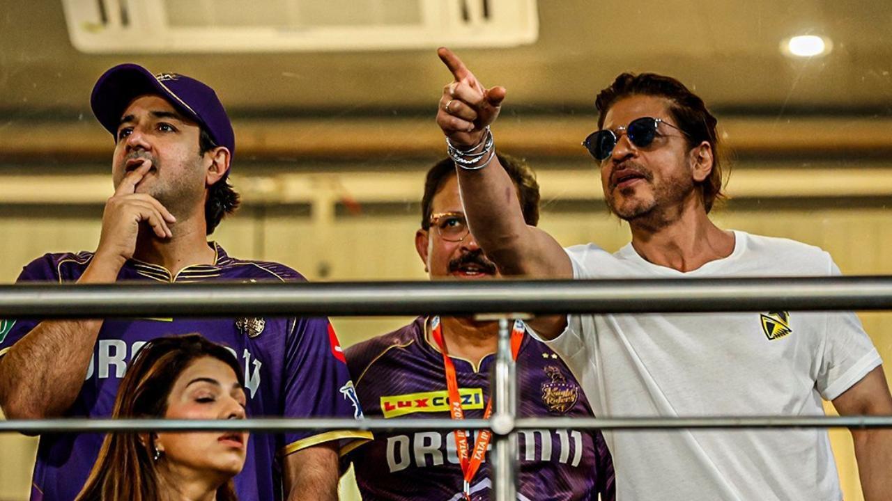 Pathaan reunion at IPL 2024: Shah Rukh Khan and Siddharth Anand cheer for KKR, watch video