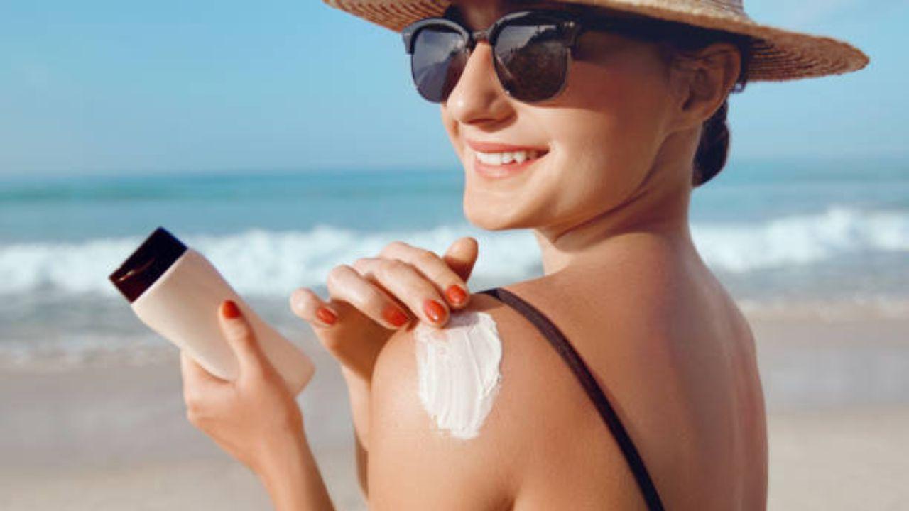 Shield your skinMaintain sun protection while enjoying outdoor activities by applying sunscreen regularly. This will help you protect your skin from dreaded sunburns and tan. We recommend you to add rejuvenating Vitamin C creams and sunscreens to your skincare kit. 