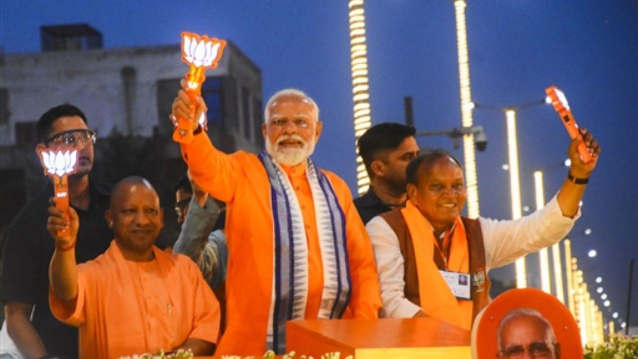 Members of the public expressed their gratitude towards Modi and Yogi for their leadership and pledged to ensure Gangwar's victory, citing the government's track record of development, security, and good governance.