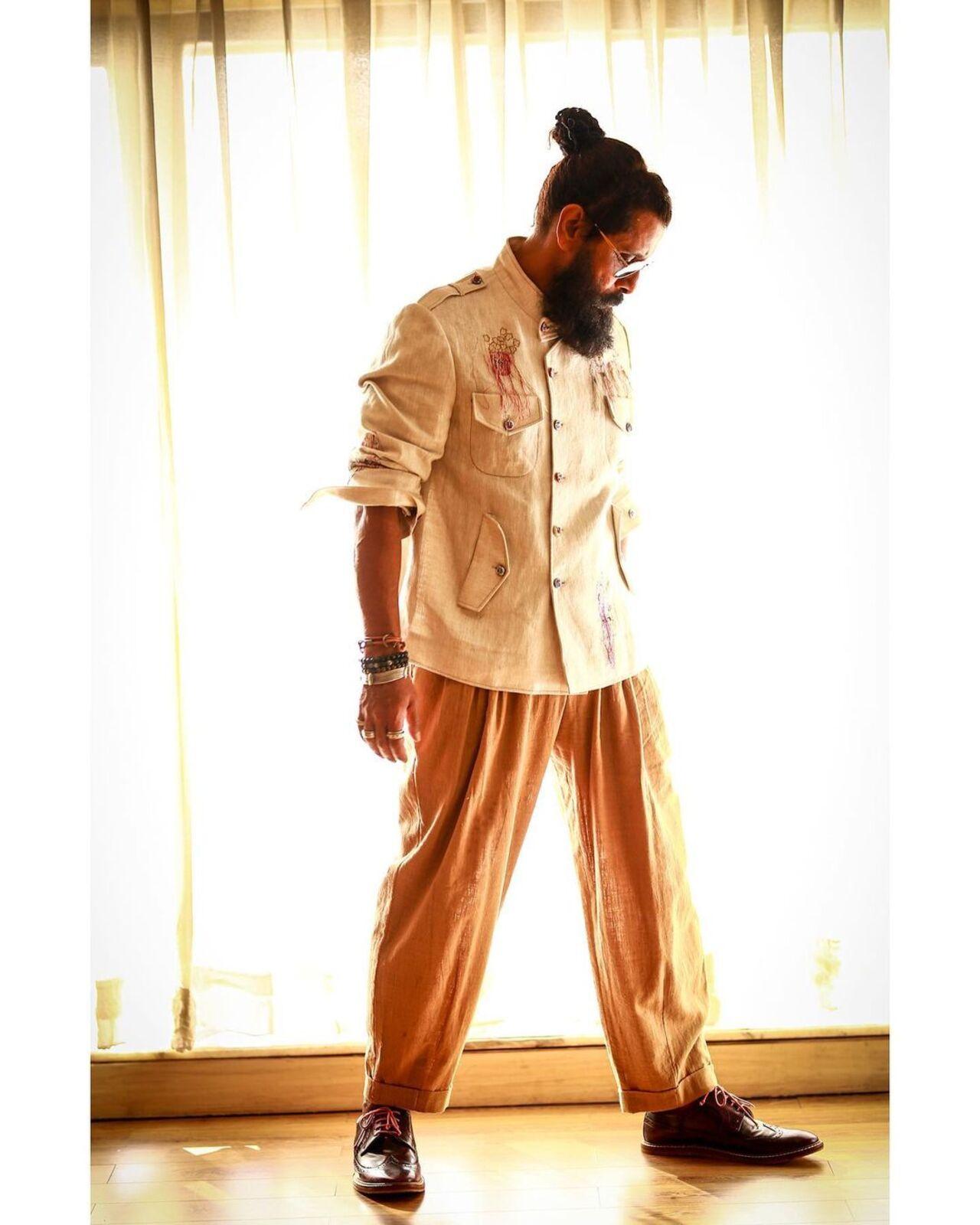 Vikram gives boho vibes in this cream bandh gala with multiple pockets and loose comfortable pants