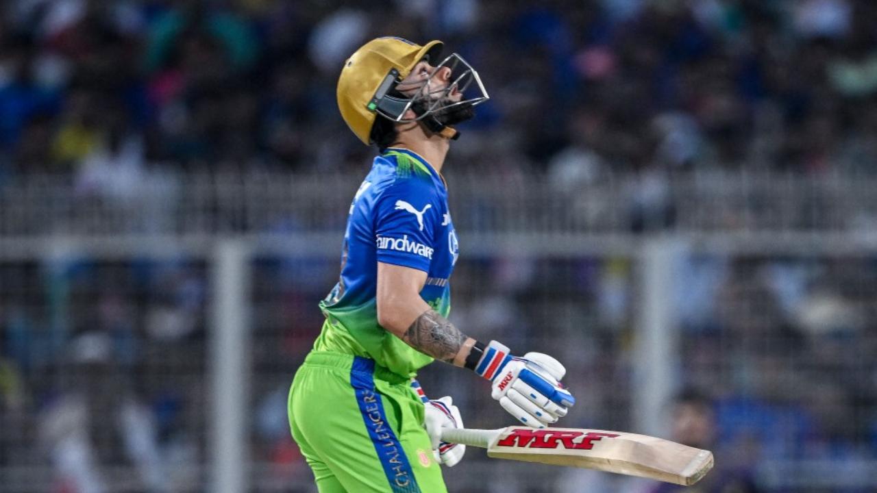 Opening the innings for RCB, captain Faf du Plessis was not able to score many runs. Stalwart Virat Kohli who seemed to be in fine touch was given out controversially. Kohli's dismissal will be a topic of discussion for a few days to come