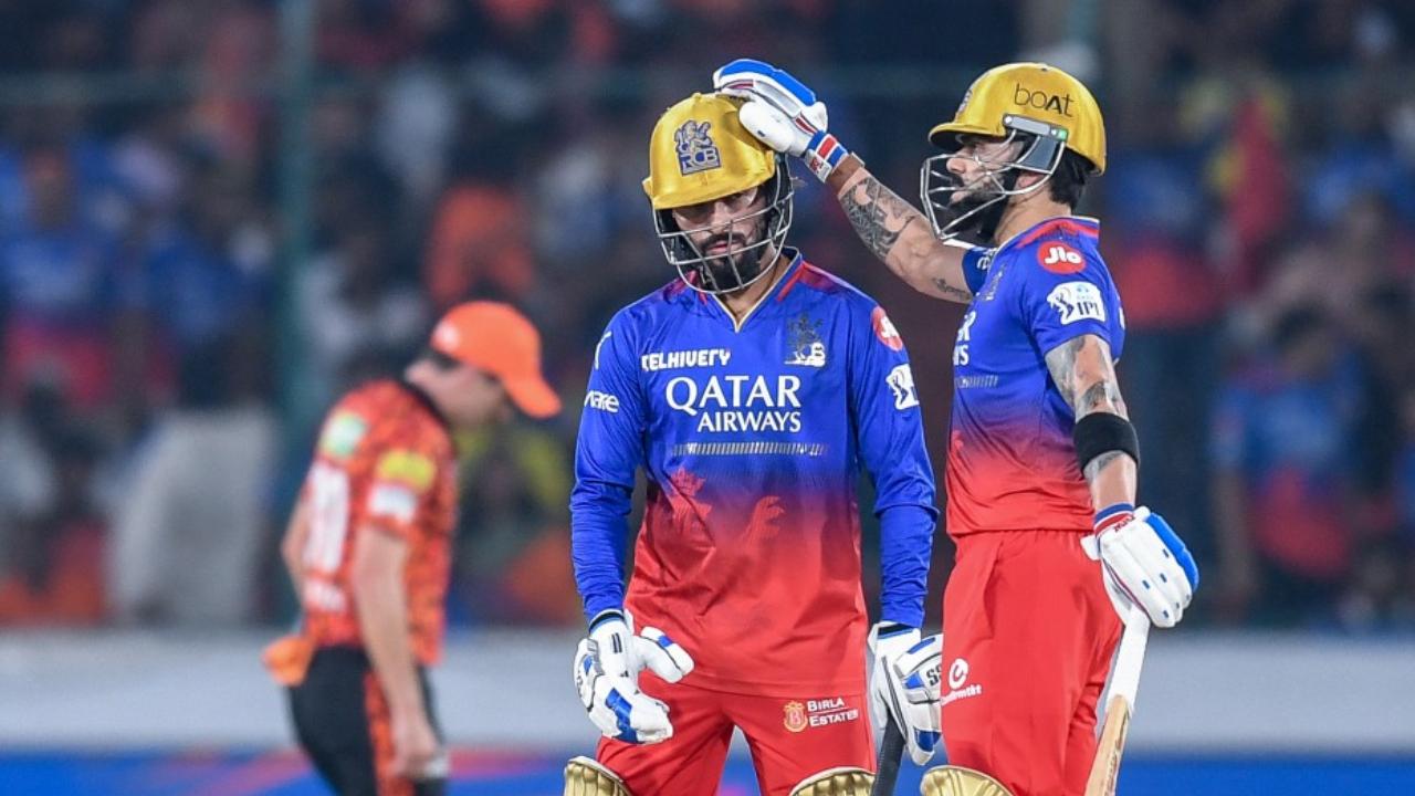 The visitors elected to bat first against Sunrisers Hyderabad after winning the toss. Stalwart Virat Kohli continued his form and scored 51 runs off 43 balls including 4 fours and 1 six. Despite losing two early wickets, Rajat Patidar showcased his prowess. He smashed 50 runs in 20 deliveries. His knock was laced with 2 fours and 5 sixes