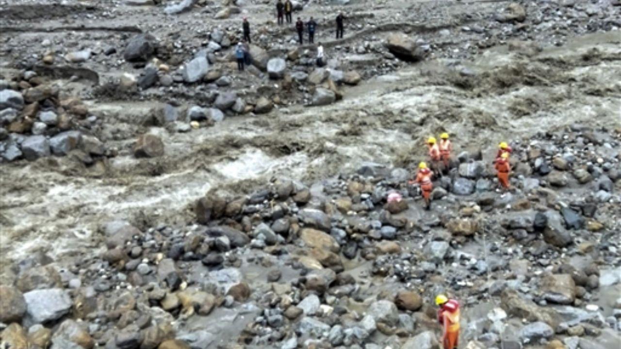 Union Home Minister Amit Shah and other government officials have assured Himachal Pradesh Chief Minister Sukhvinder Singh Sukhu of all possible help from the Centre. The state is seeking additional support from the Army and Air Force, and two more NDRF teams are being deployed to assist in the ongoing rescue and relief operations