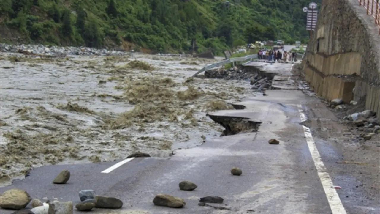 Mid-Day Top News at this hour: Day 3 of rescue operations underway at Himachal Pradesh; Sensex, Nifty tumble in early trade and more