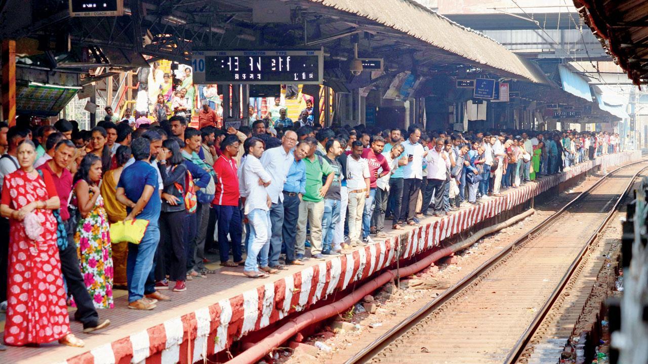 Mumbai: Dadar, Panvel, Kandivli, Dahisar now on Amrit Bharat Station Scheme list