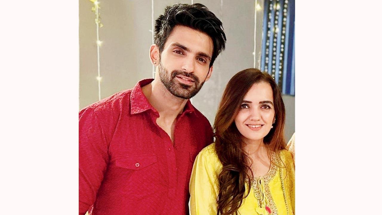 Telly Tattle: Sibling love