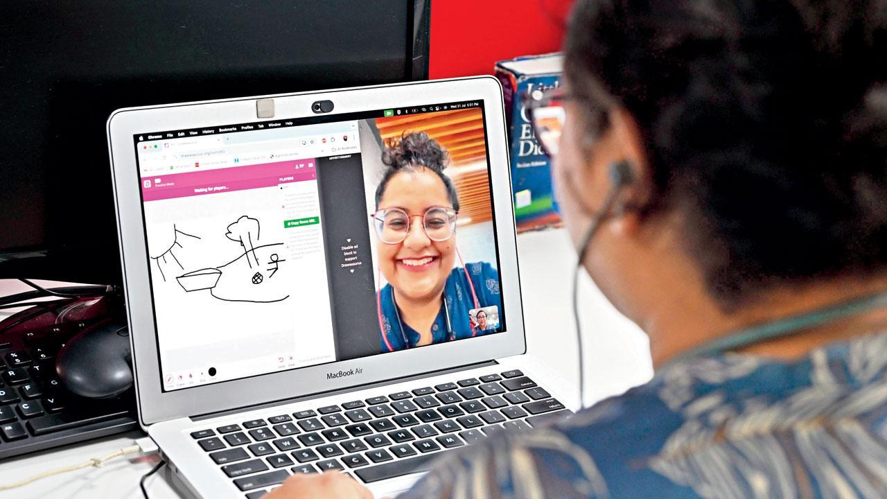 Friendship Day: Five ways you can spend quality time with your friends virtually