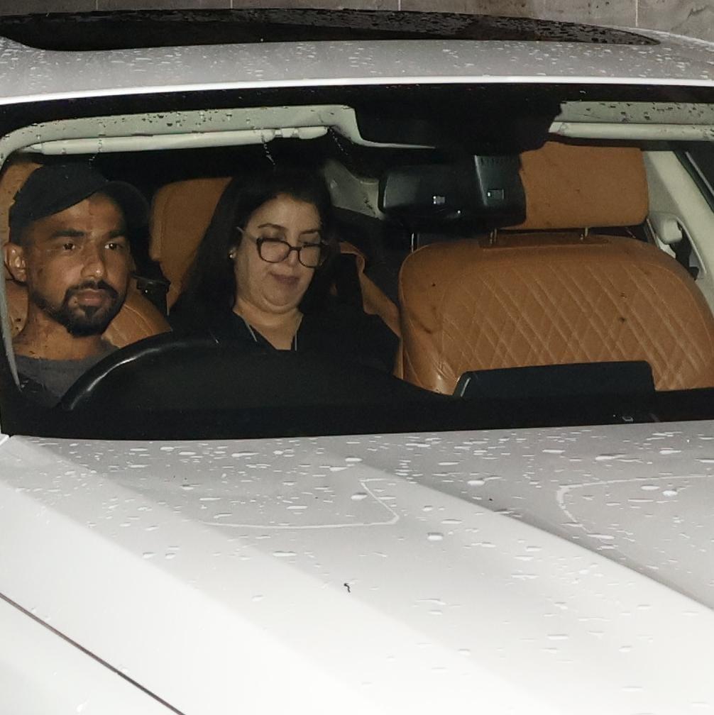 Farah Khan was seen arriving at the party in a car