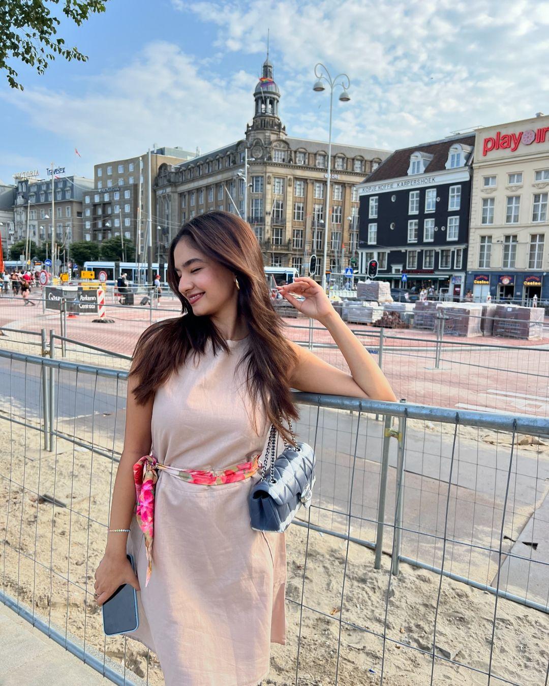Anushka's pictures from her birthday trip are making us crave a vacation soon