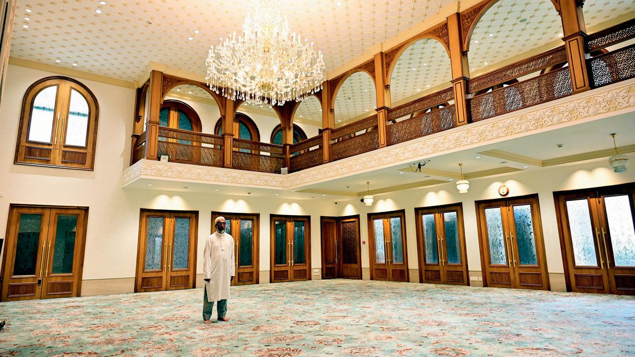The community centre  features a gorgeous 5,000-sq-ft handwoven carpet from Mirzapur, as well as a brilliant crystal chandelier crafted in Czechoslovakia
