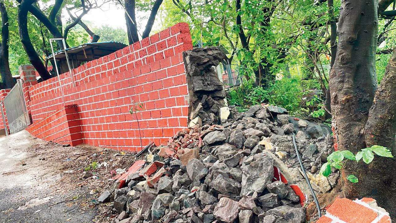 Navi Mumbai: Demolition order for 30 religious structures on landslide-prone hills