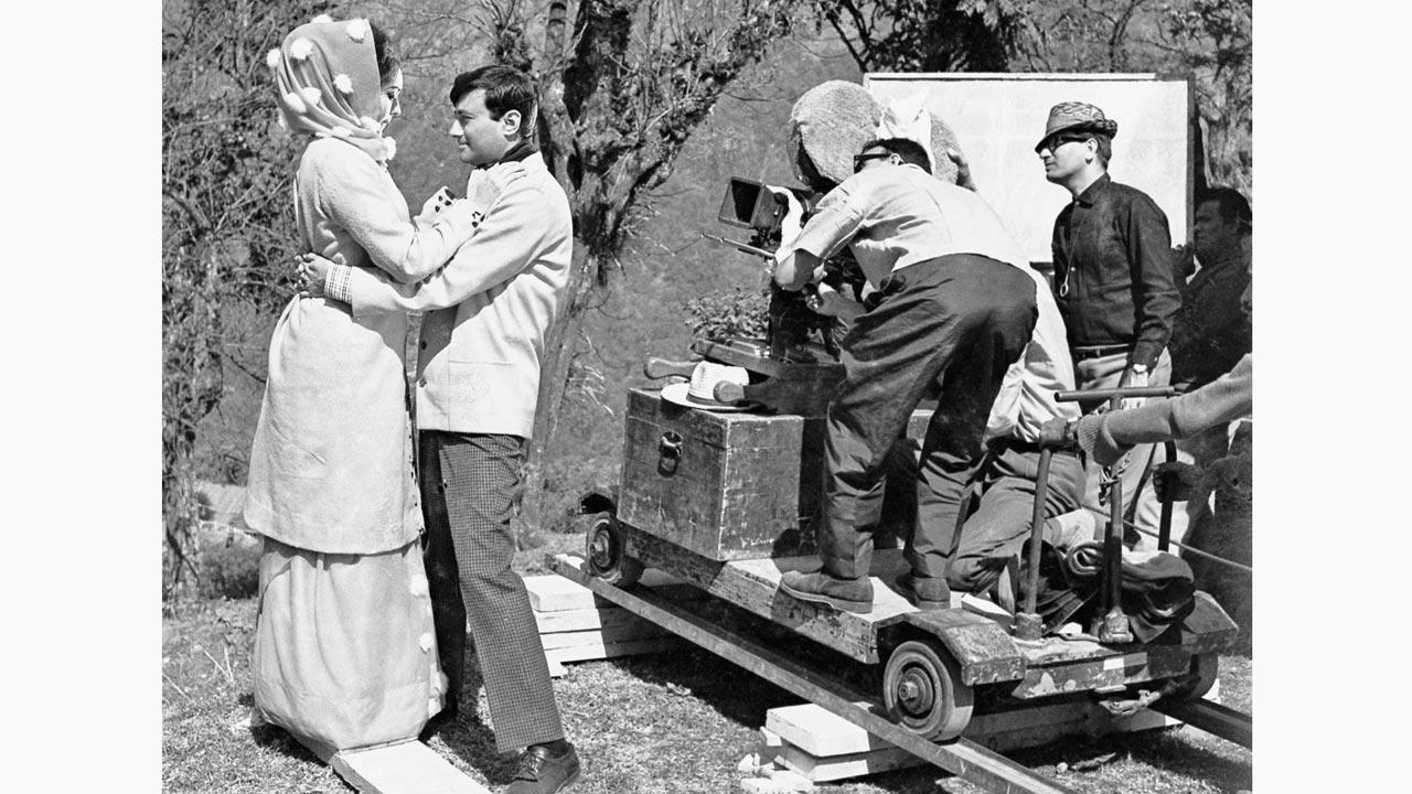 Goldie Anand shooting the song ‘Dil Pukare’ with Dev Anand and Vyjayanthimala in Gangtok. Pics Courtesy/Bloomsbury India