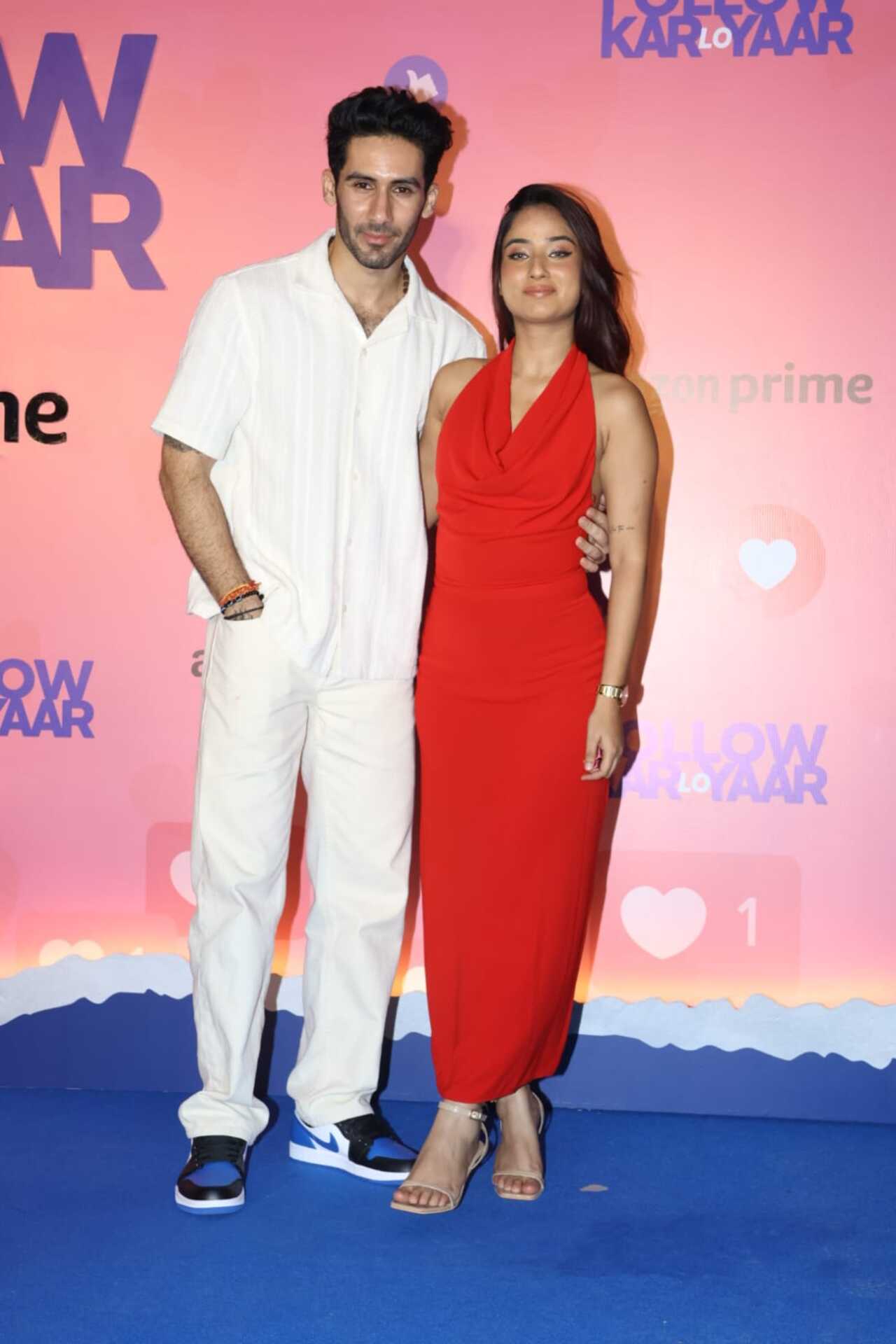 Splitsvilla fame Siwet Tomar and Anicka posed at the blue carpet of Uorfi's show's screening