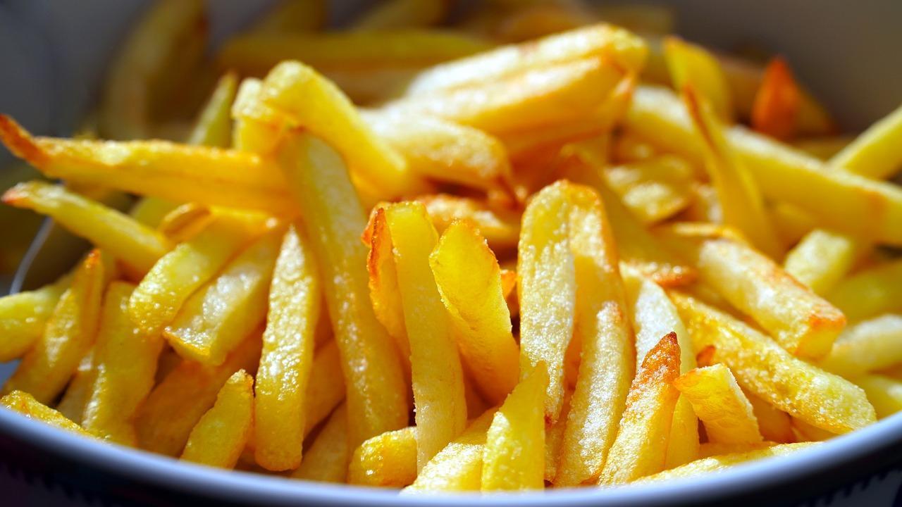 Exercise or extra fries? New study debunks the brain's long time dilemma