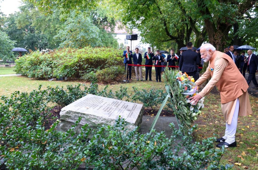 PM Modi pays homage at Kolhapur memorial in Warsaw, here's all you need to know