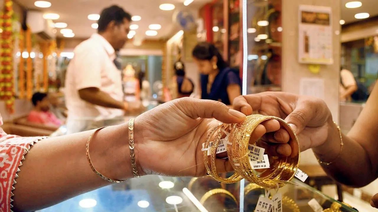 Gold plunges Rs 1,100 to Rs 71,700 per 10g; silver plummets Rs 2,200