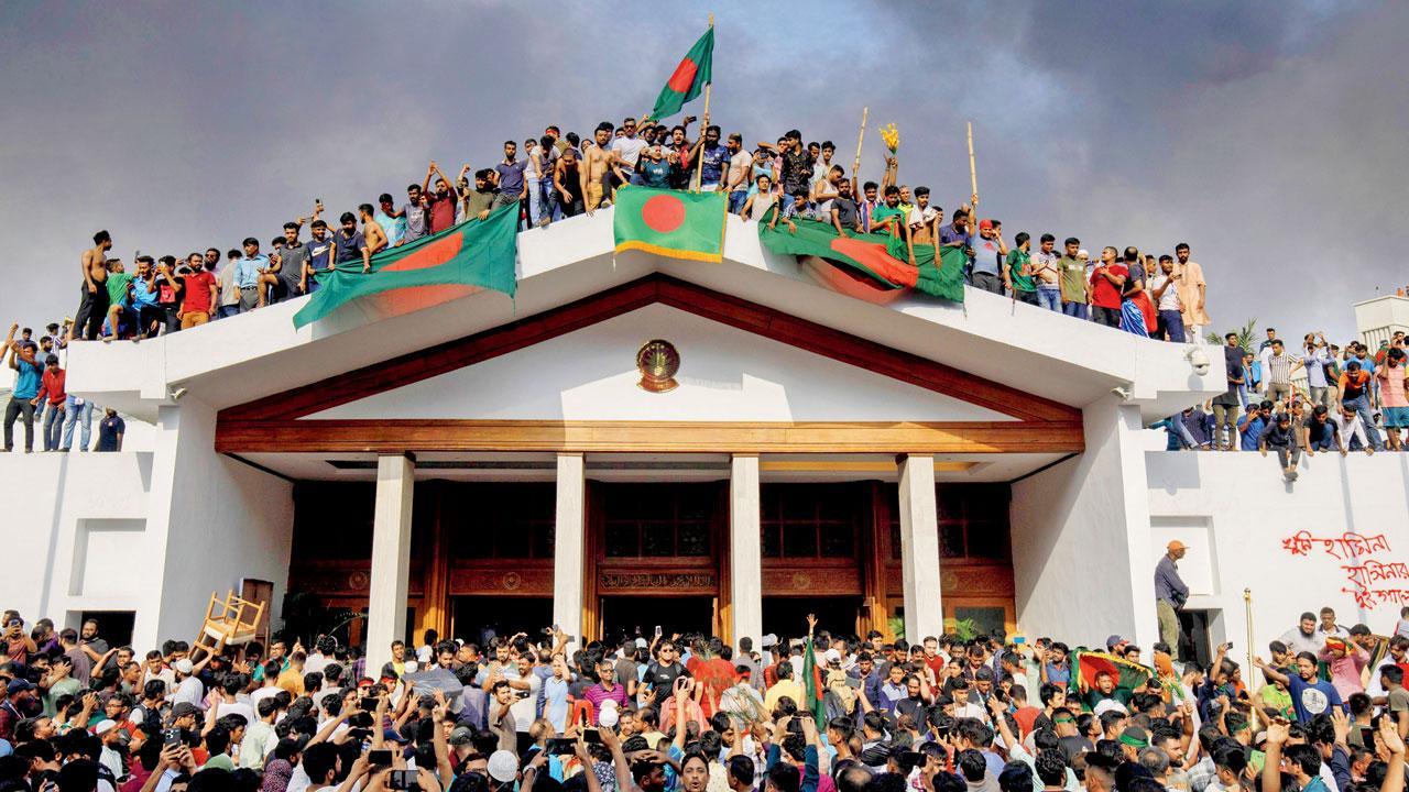 Salman Khurshid: Bangladesh-like turmoil possible in India