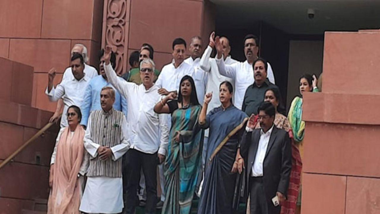 Vinesh Phogat's Olympic disqualification: INDIA bloc MPs protest outside Parliament