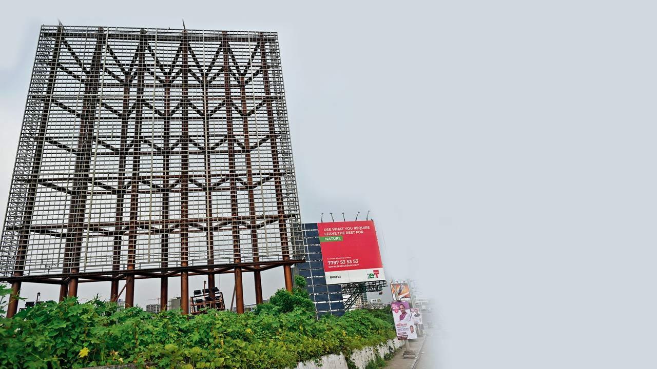 23 oversized hoardings in Mumbai start coming down