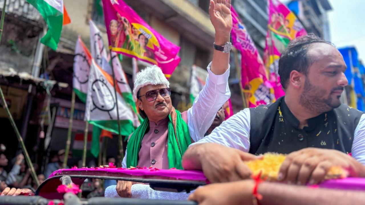 Zeeshan Siddiqui's father and former MLA Baba Siddiqui had left the Congress and joined the Ajit Pawar-led party recently