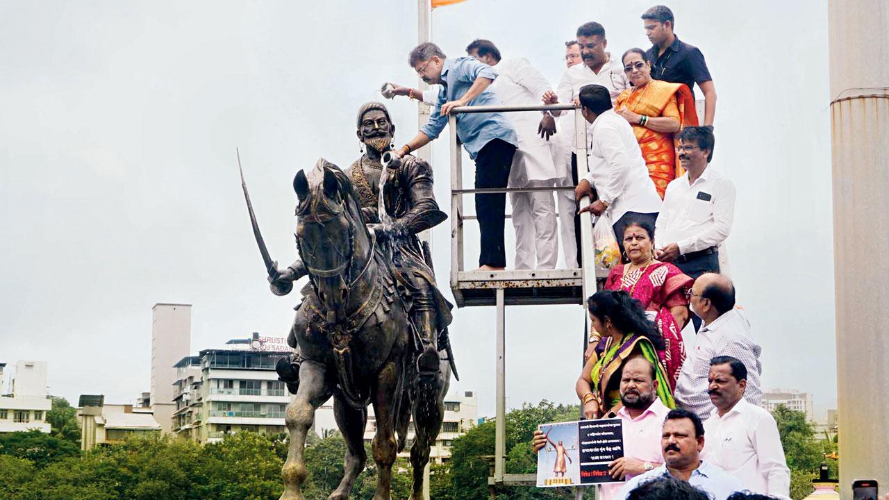 Shivaji Maharaj statue collapse: Joint probe panel comprising Navy, state, independent experts counter numerous questions